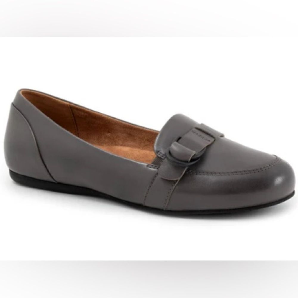Softwalk Serra - Womens Flats